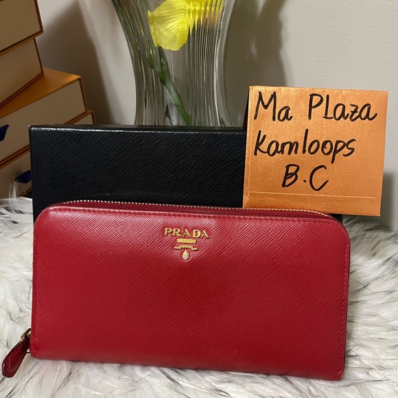 Zippy Long Wallet - Picture 2 of 7